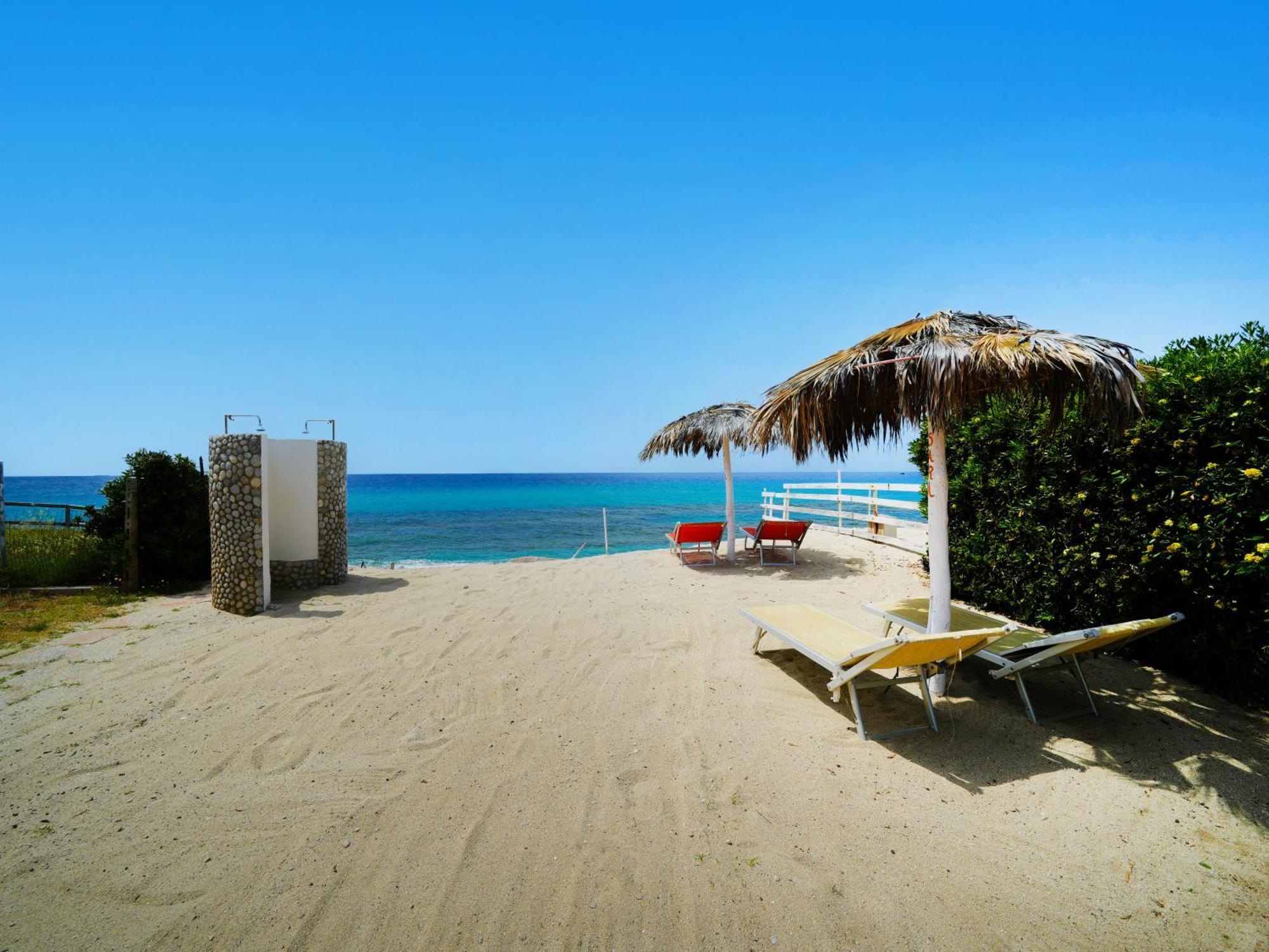 Marinella Beach Apartment Капо-Ватикано Экстерьер фото